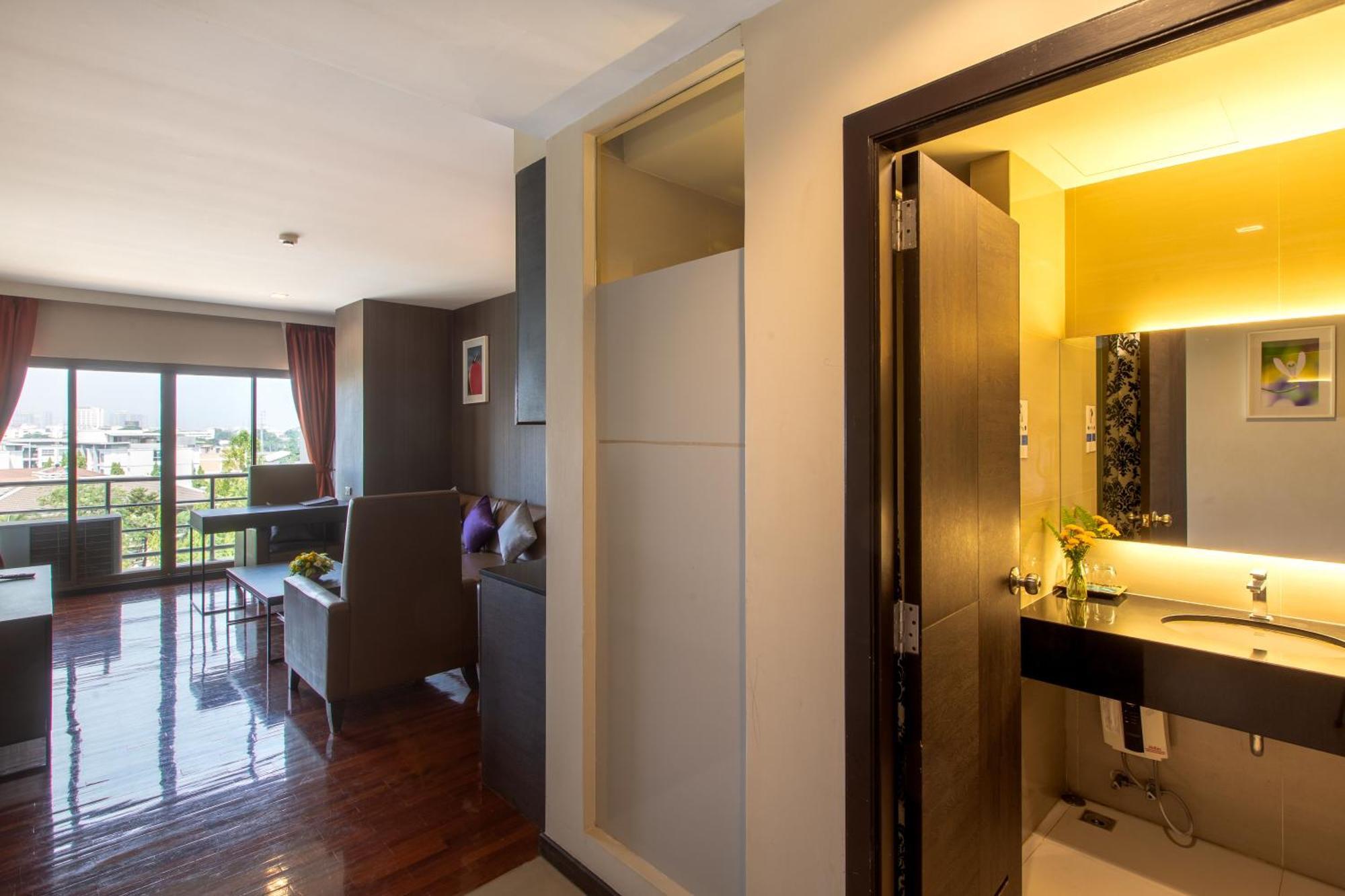 Mida Hotel Don Mueang Airport Бангкок Экстерьер фото