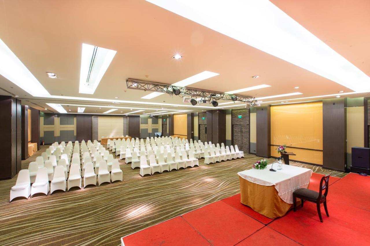 Mida Hotel Don Mueang Airport Бангкок Экстерьер фото